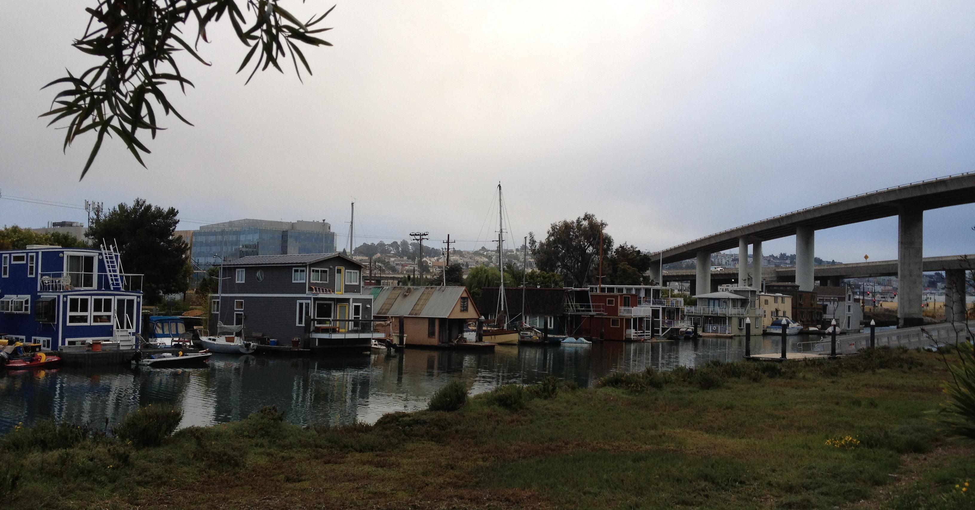 Urban Houseboats